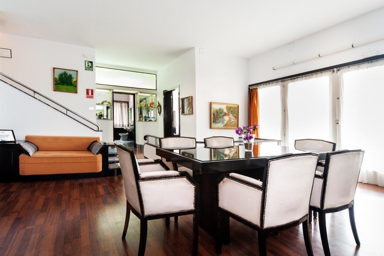 Casa Vilaro Park Guell Barcelona Zewnętrze zdjęcie